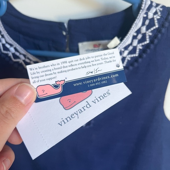 Vineyard Vines Embroidered Shift Dress Navy with White Detailing Deep Bay NWT - Picture 3 of 7